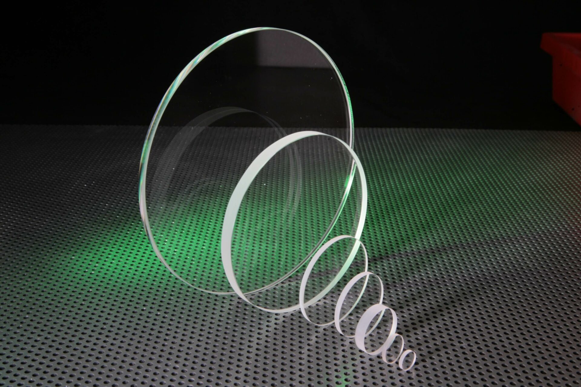 Product Focus: Fused Silica Vs Fused Quartz - UQG Optics